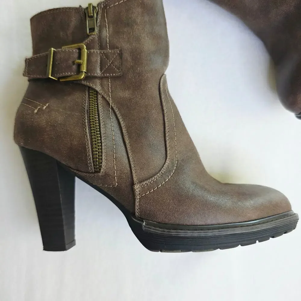 White Mountain Ankle Boots Size 8 Brown Buckle Zip Block Heel Moto Boho Western